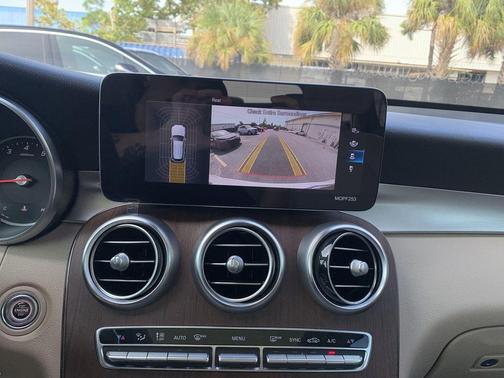 2022 Mercedes-Benz GLC 300 Base