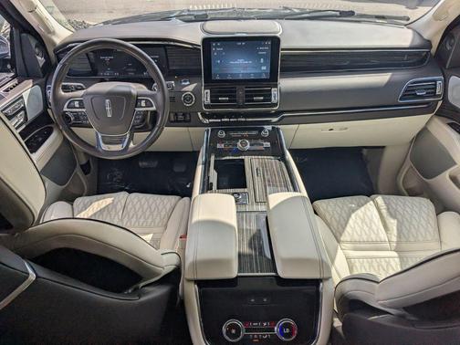 2021 Lincoln Navigator L Black Label