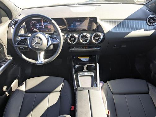 2025 Mercedes-Benz GLA 250 Base