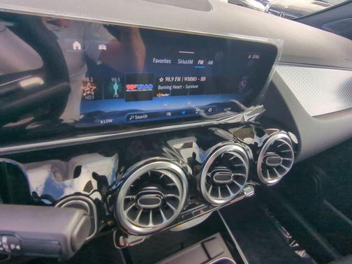 2025 Mercedes-Benz GLA 250 Base