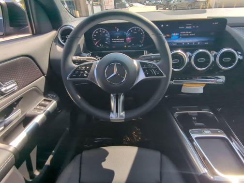 2026 Mercedes-Benz GLA 250 Base