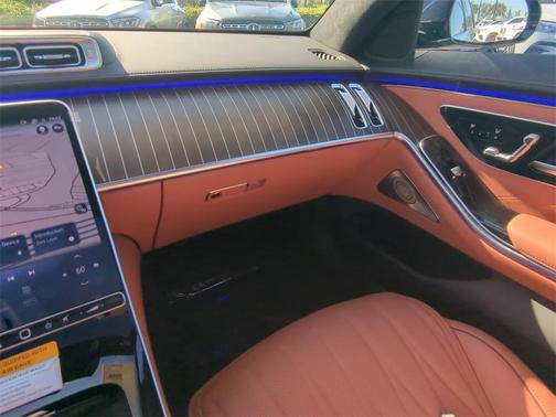 2024 Mercedes-Benz AMG S 63 E Base