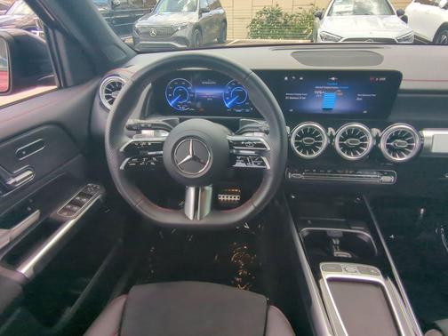 2024 Mercedes-Benz EQB 300 Base 4MATIC