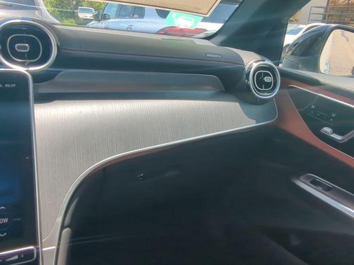 2025 Mercedes-Benz GLC 350e Base 4MATIC