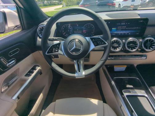 2025 Mercedes-Benz GLB 250 Base