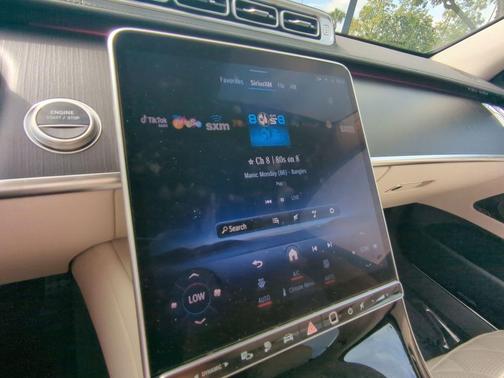 2025 Mercedes-Benz S-Class Base