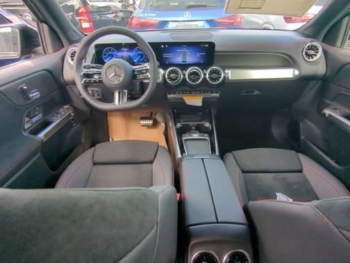 2024 Mercedes-Benz EQB 300 Base 4MATIC