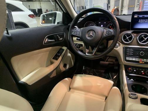 2019 Mercedes-Benz GLA 250 Base 4MATIC