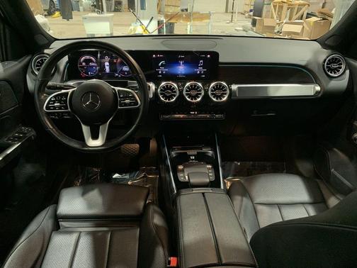 2022 Mercedes-Benz GLB 250 Base 4MATIC