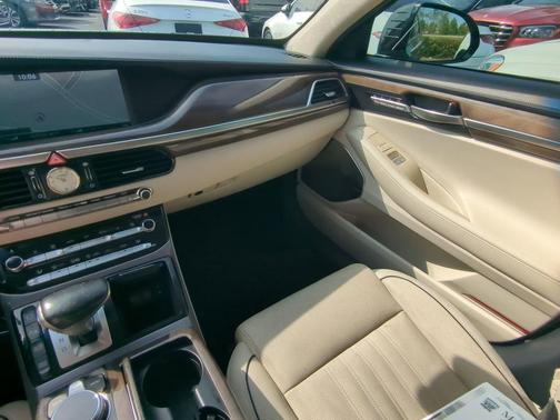 2018 Genesis G90 3.3T Premium
