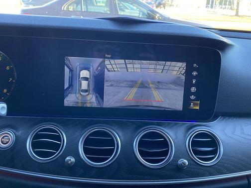 2022 Mercedes-Benz E-Class E 350