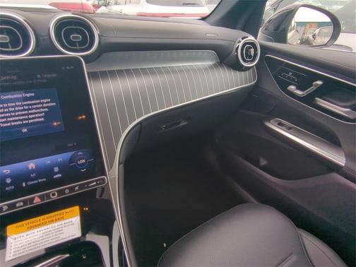 2025 Mercedes-Benz GLC 350e Base 4MATIC