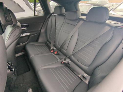 2025 Mercedes-Benz GLC 350e Base 4MATIC