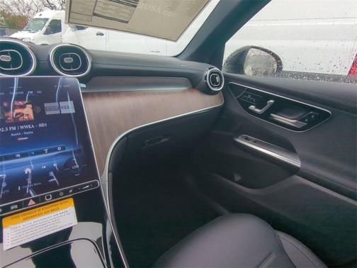 2025 Mercedes-Benz GLC 350e Base 4MATIC