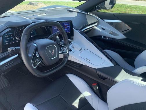 2023 Chevrolet Corvette Stingray w/2LT