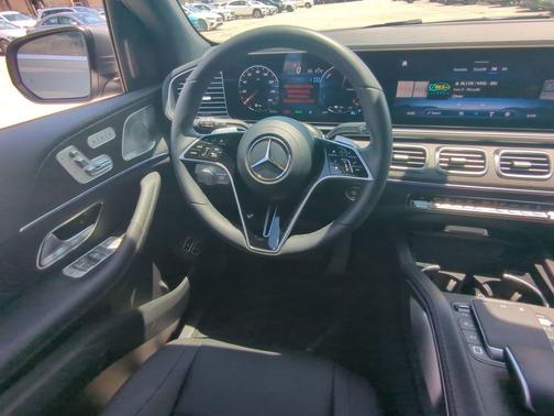 2025 Mercedes-Benz GLE 450e 4MATIC