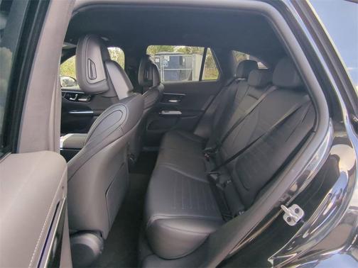 2025 Mercedes-Benz GLC 350e Base 4MATIC