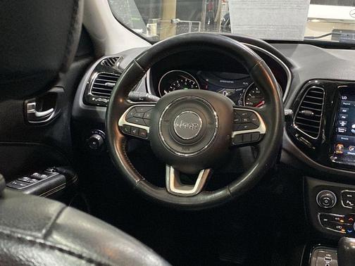 White Clearcoat 2018 Jeep Compass Limited