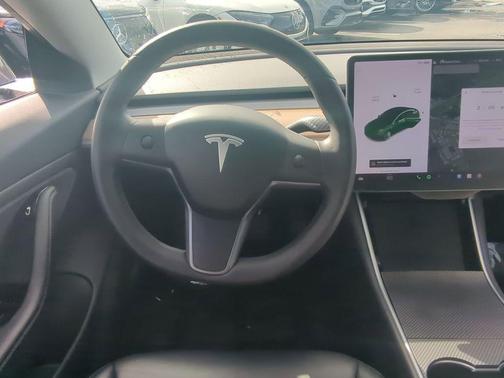 2019 Tesla Model 3 Mid Range