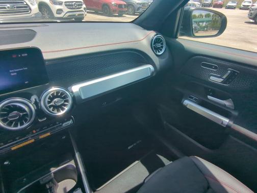 2024 Mercedes-Benz EQB 300 Base 4MATIC