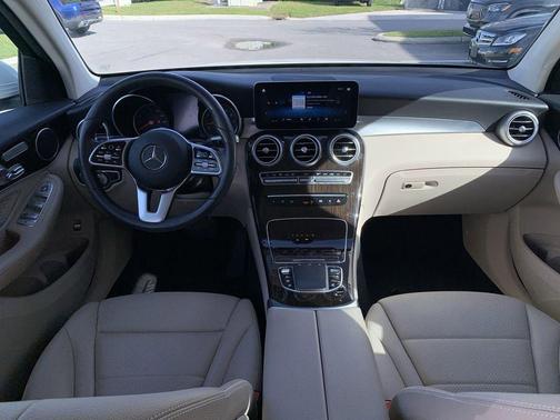 2021 Mercedes-Benz GLC 300 Base 4MATIC