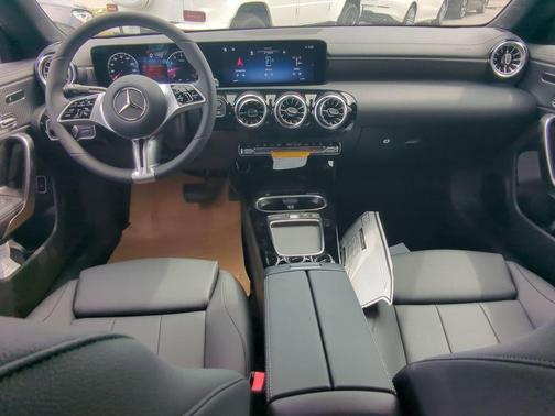 2025 Mercedes-Benz CLA 250 Base 4MATIC