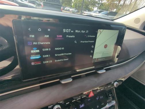 2024 Kia Carnival EX