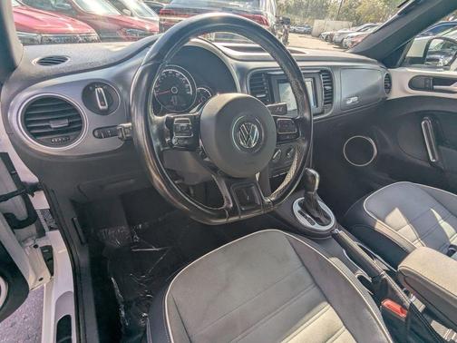 2016 Volkswagen Beetle 1.8T Denim