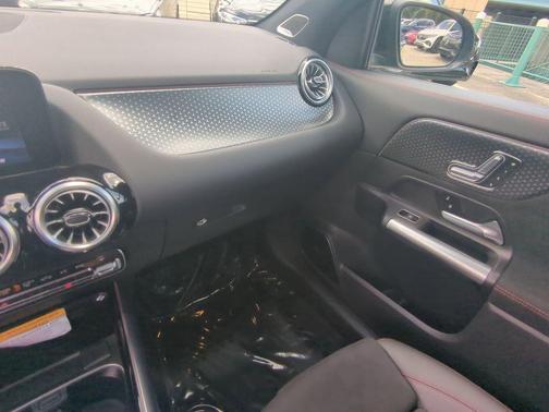 2024 Mercedes-Benz GLA 250 Base