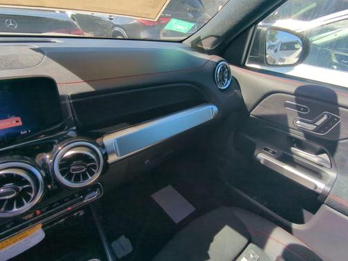 2024 Mercedes-Benz EQB 350 Base 4MATIC