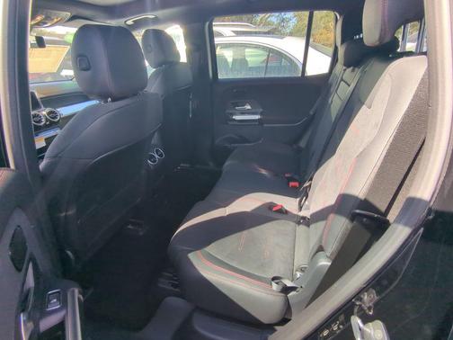 2024 Mercedes-Benz EQB 350 Base 4MATIC