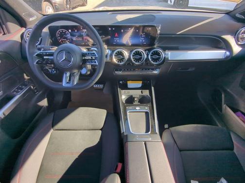 2025 Mercedes-Benz AMG GLB 35 Base