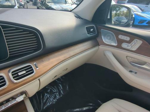 2025 Mercedes-Benz GLE 450e 4MATIC