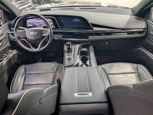 2022 Cadillac Escalade Sport