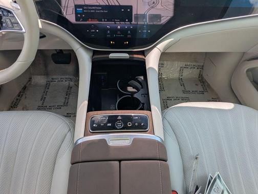 MANUFAKTUR Diamond White Metallic 2023 Mercedes-Benz EQS 580 Base 4MATIC