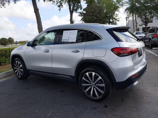 2021 Mercedes-Benz GLA 250 Base 4MATIC