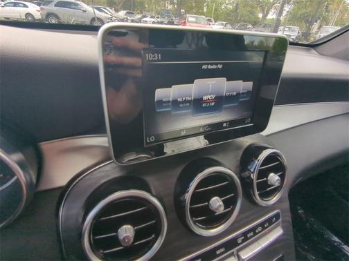 2019 Mercedes-Benz GLC 300 Base 4MATIC