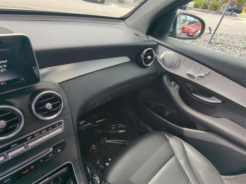 2019 Mercedes-Benz GLC 300 Base 4MATIC