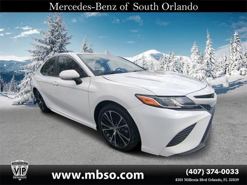 2020 Toyota Camry SE