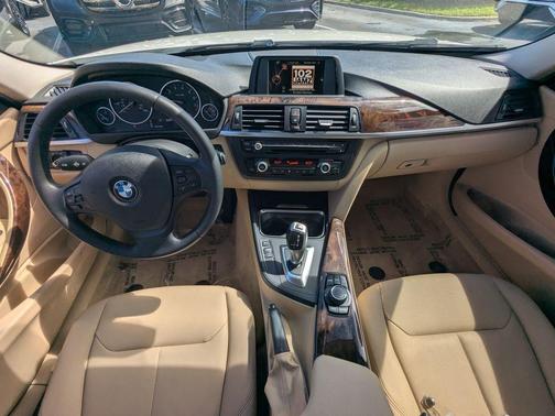 2015 BMW 320 i