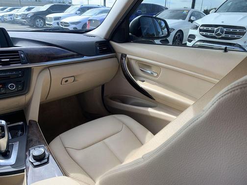 2015 BMW 320 i