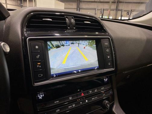 2017 Jaguar F-PACE 35t Prestige