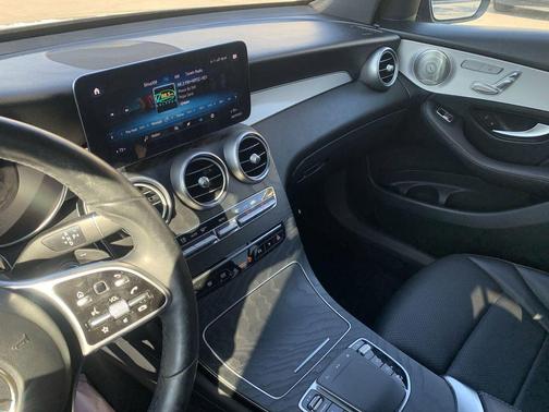 2021 Mercedes-Benz GLC 300 Base