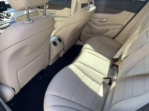 2022 Mercedes-Benz GLC 300 Base