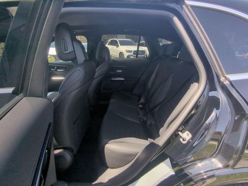2025 Mercedes-Benz GLC 300 Base 4MATIC