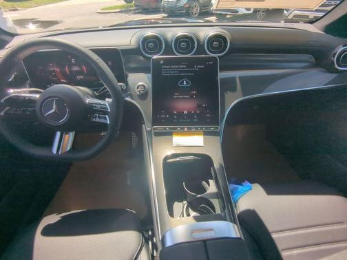 2025 Mercedes-Benz GLC 300 Base 4MATIC