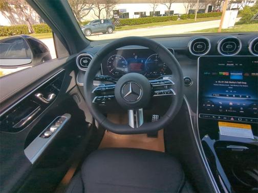 2025 Mercedes-Benz GLC 350e Base 4MATIC