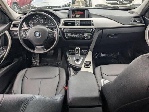 2016 BMW 320 i xDrive