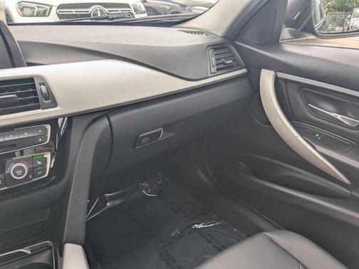 2016 BMW 320 i xDrive