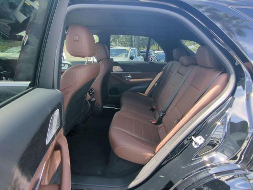 2026 Mercedes-Benz GLE 450e Base 4MATIC